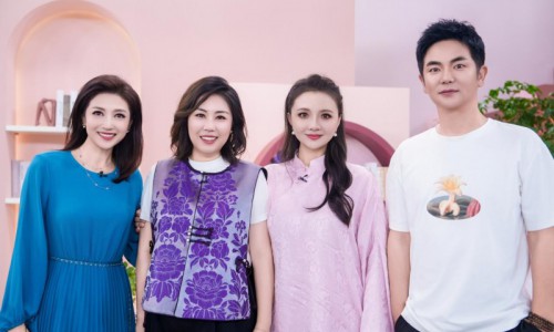幼儿园也有“宫斗”？演员孙茜和张晓龙做客《妈耶》节目，分享“明星爸妈”的育儿经！